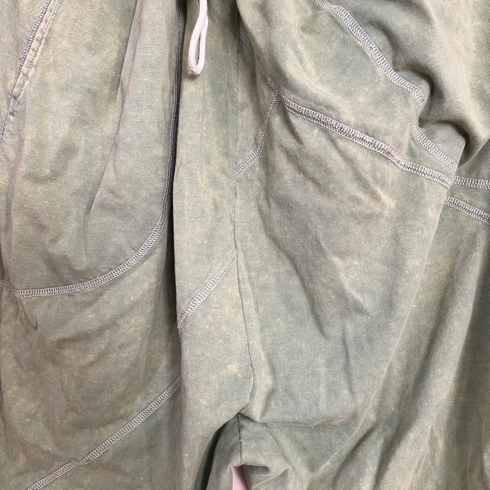 Free People Harems - Picture 2 of 5